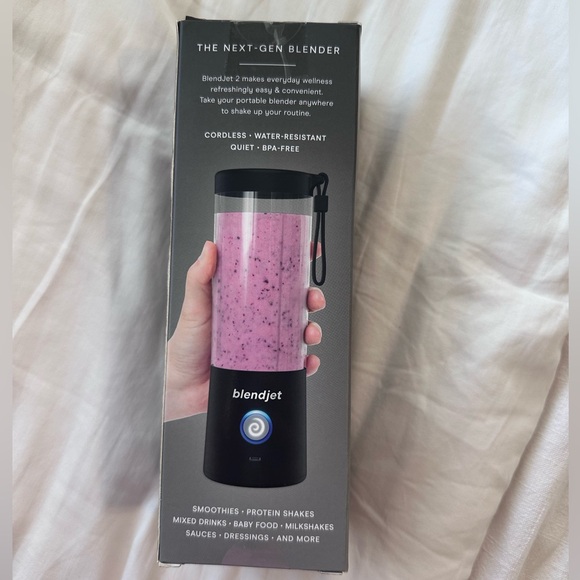 BRAND NEW Blend jet 2 portable blender - Picture 7 of 8